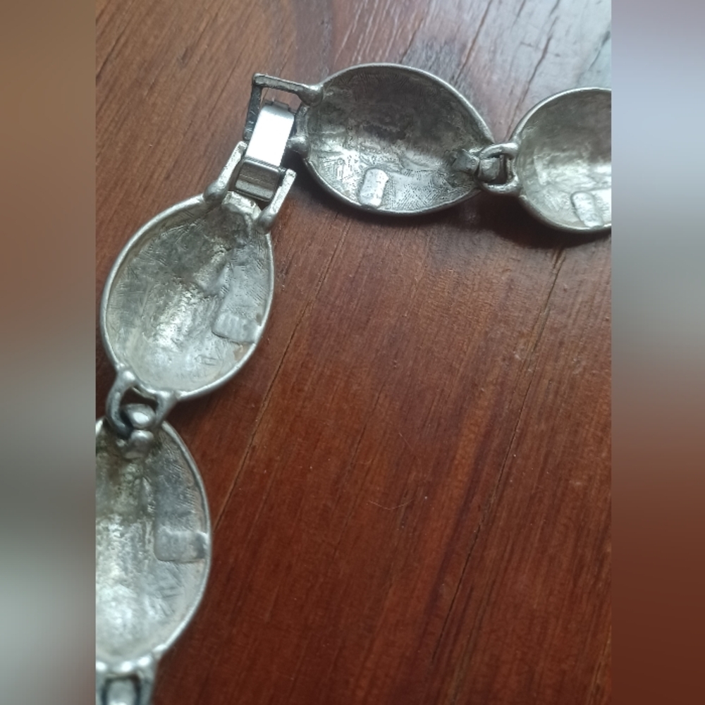 Silvertone Shell Statement Necklace - Picture 6 of 9